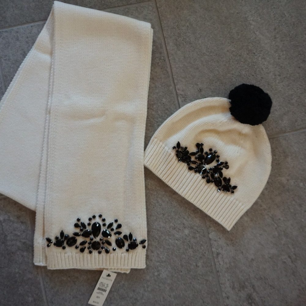Talbots Hat and scarf
